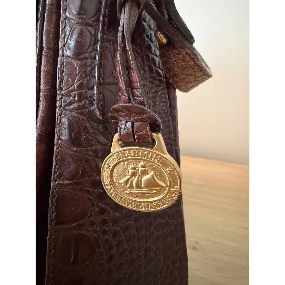 Brahmin Brown Croc Embossed Leather Shoulder Crossbody Front Flap Bag Vintage